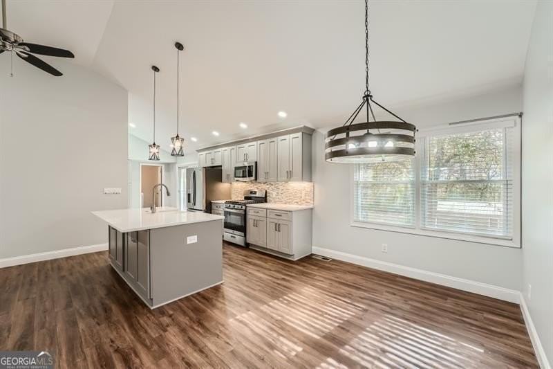 459 Holcomb Bridge Rd - Photo 3 of 11