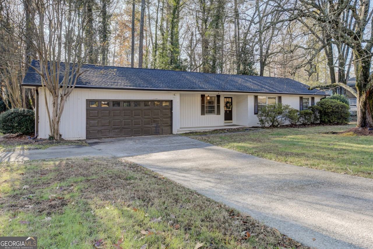 465 Windsor Pkwy - Photo 2 of 38