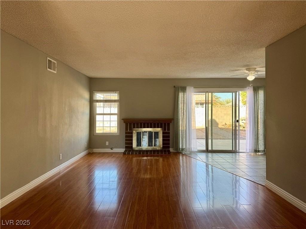 7018 Montcliff Avenue - Photo 3 of 26