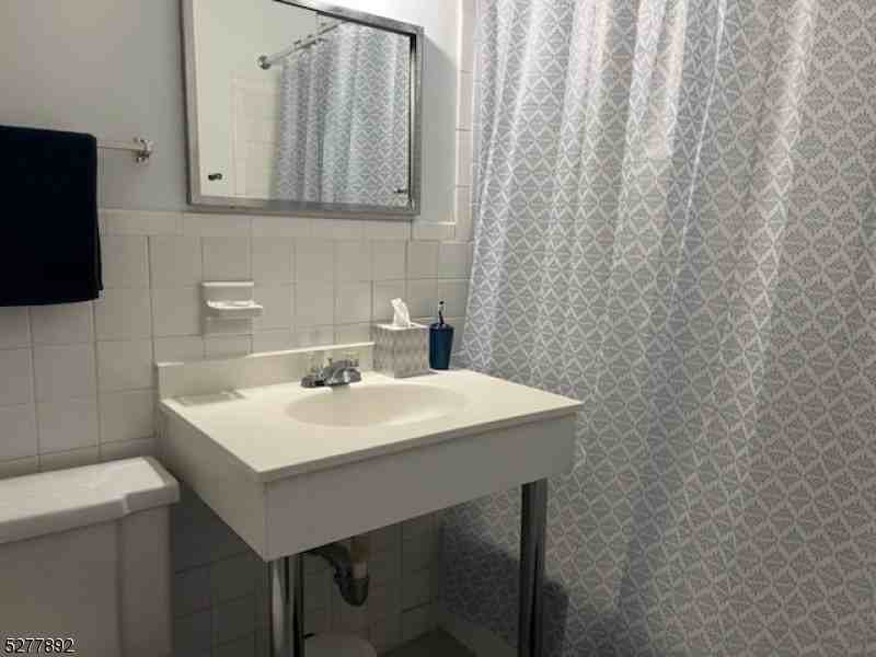 123 Milligan Pl #A - Photo 4 of 5