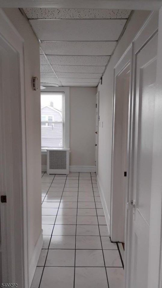 71 Crystal St - Photo 7 of 9