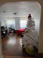 featured image of 723 Thomas St #2L