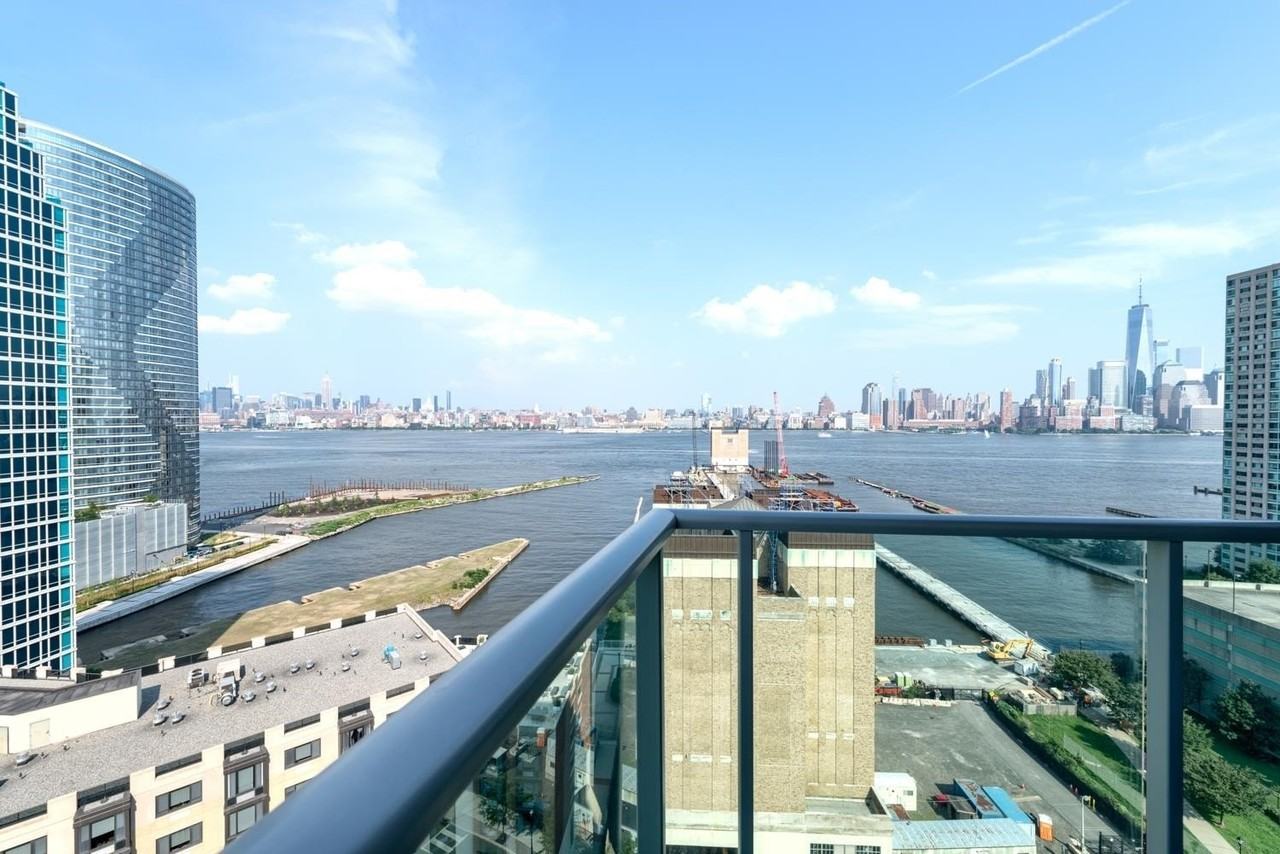 20 Newport Parkway #2508