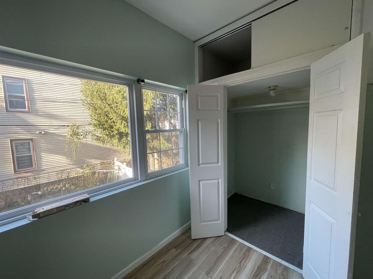 1971 John F Kennedy Blvd - Photo 4 of 7