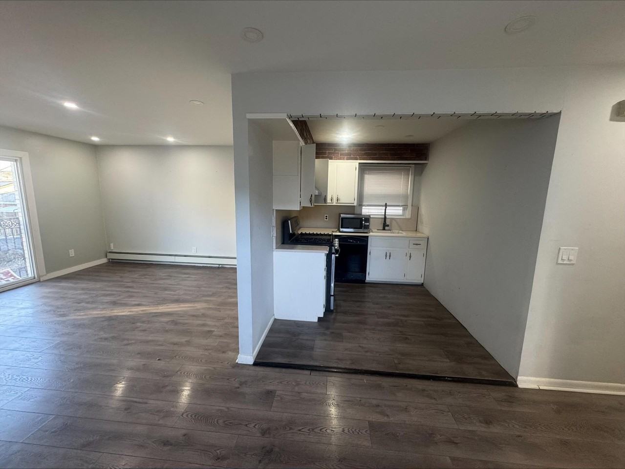 5214 Liberty Avenue #1stFL - Photo 3 of 10