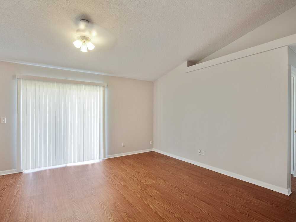 11838 Foxglove Dr - Photo 2 of 15