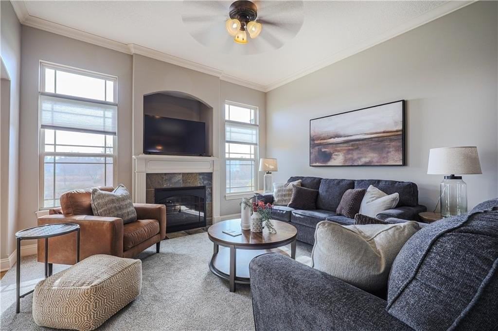 5029 Woodstock Ct - Photo 2 of 34