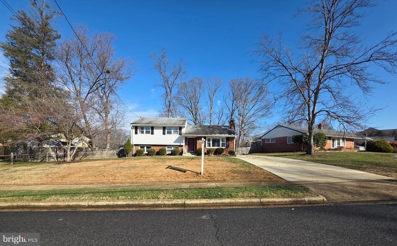 8140 Drayton Lane - Photo 2 of 50