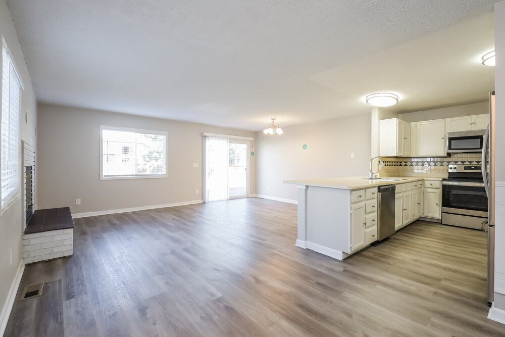 4494 S Bahama Way - Photo 4 of 17