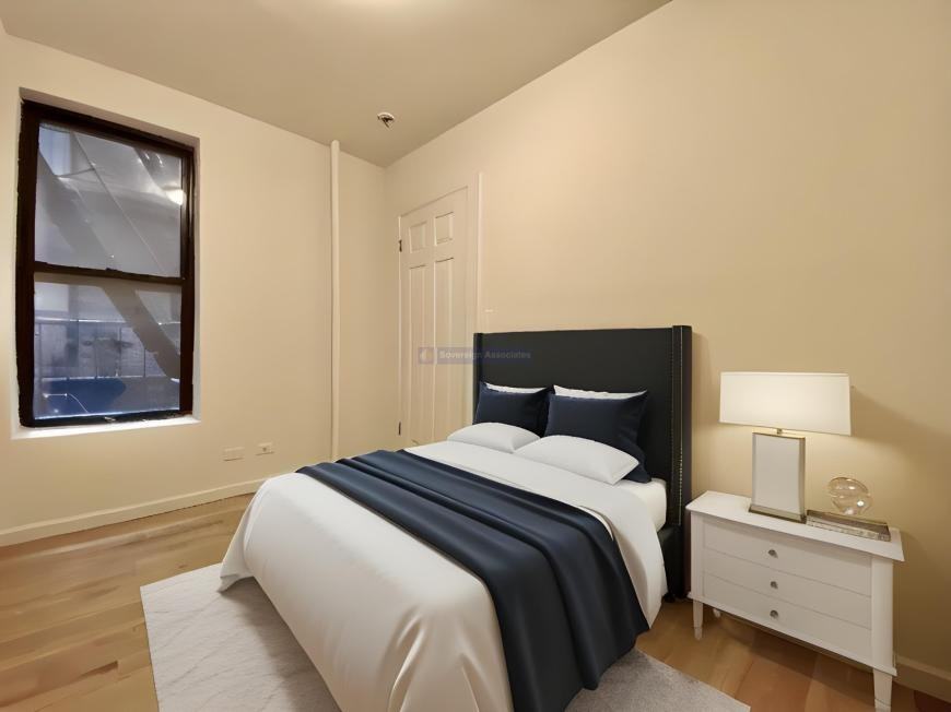 1270 1st Avenue - Photo 5 of 8