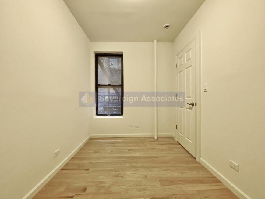 1270 1st Avenue - Photo 7 of 8