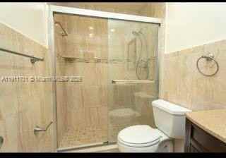 19610 Northwest 31st Avenue - Photo 7 of 15