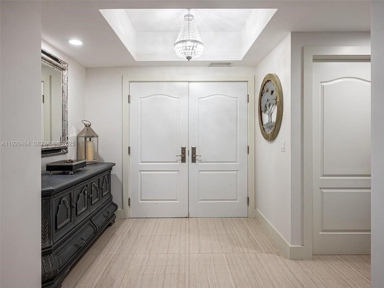 3415 N Ocean Dr #605 - Photo 2 of 31