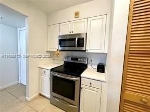 1341 Se 3rd Ave #102 - Photo 7 of 26