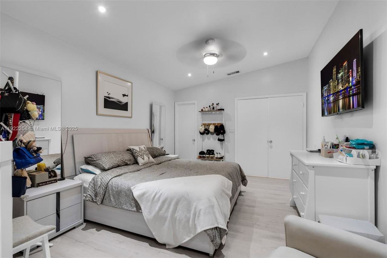 15452 Sw 50th Ter - Photo 4 of 8