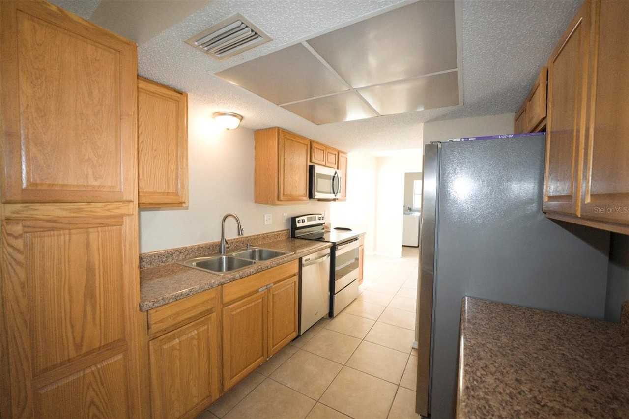 207 Periwinkle Rd - Photo 5 of 14