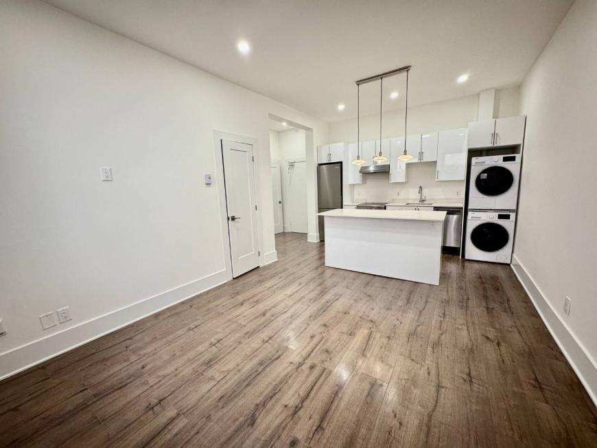 5235 Chemin De La Côte-Saint-Luc - Photo 3 of 8