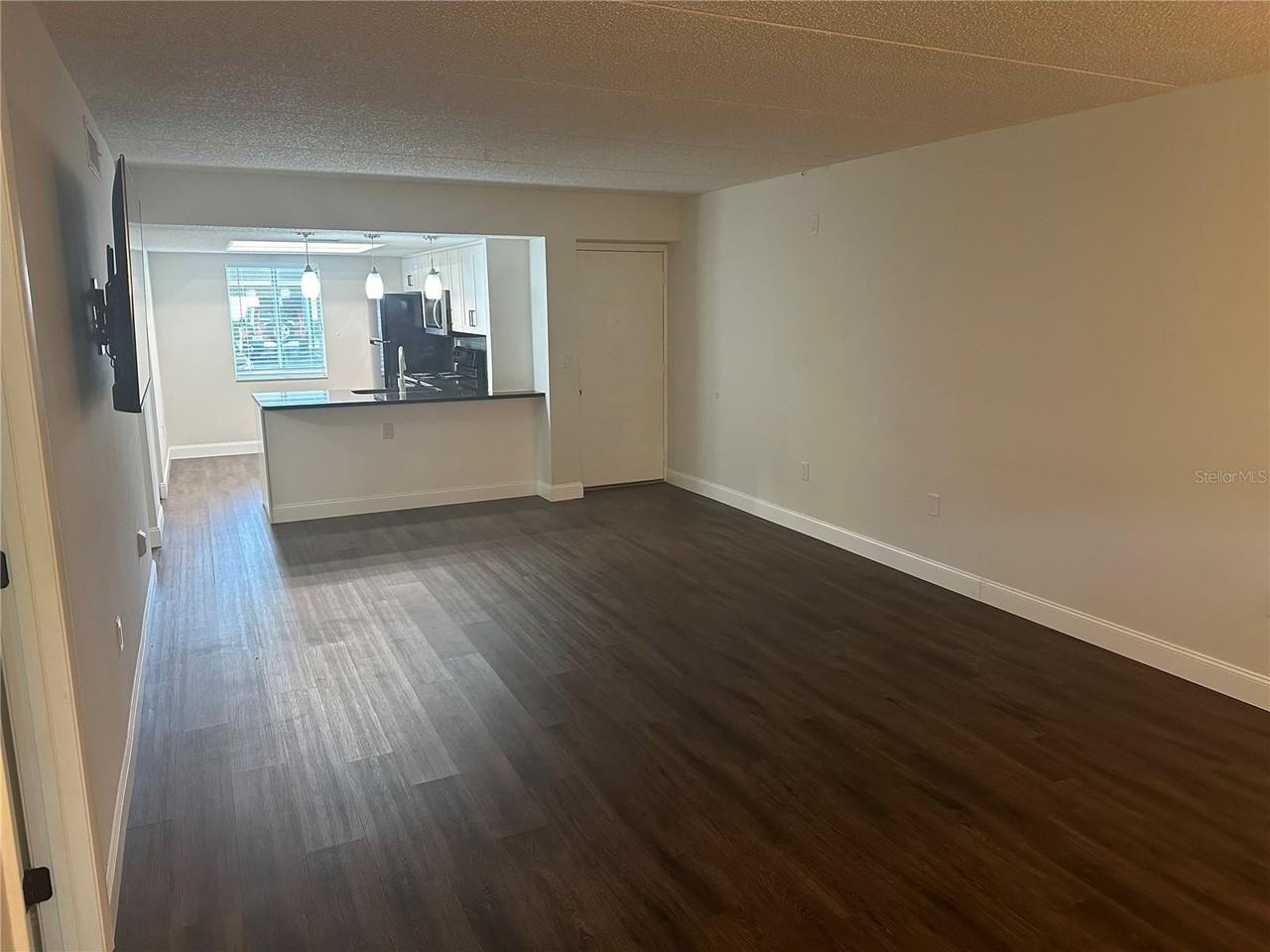 207 Palmetto Ct - Photo 5 of 28