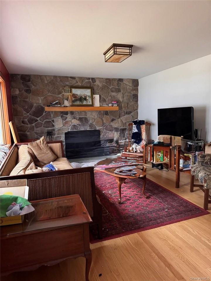 57 Swannekin Rd - Photo 2 of 27