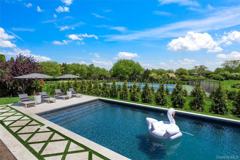 4 Carriage Ln - Photo 1 of 1