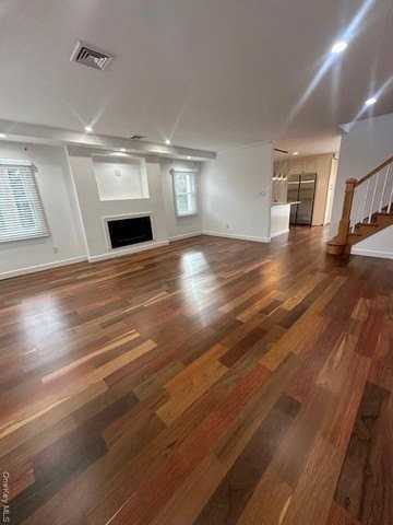 26 Radio Ave - Photo 4 of 24