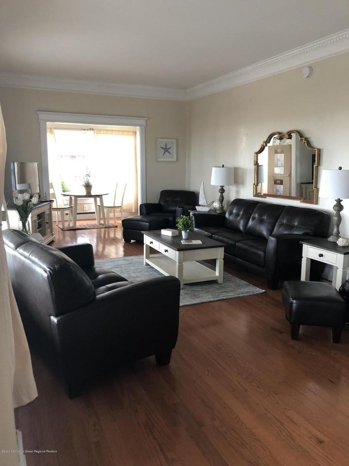 18 Ocean Ave - Photo 5 of 38