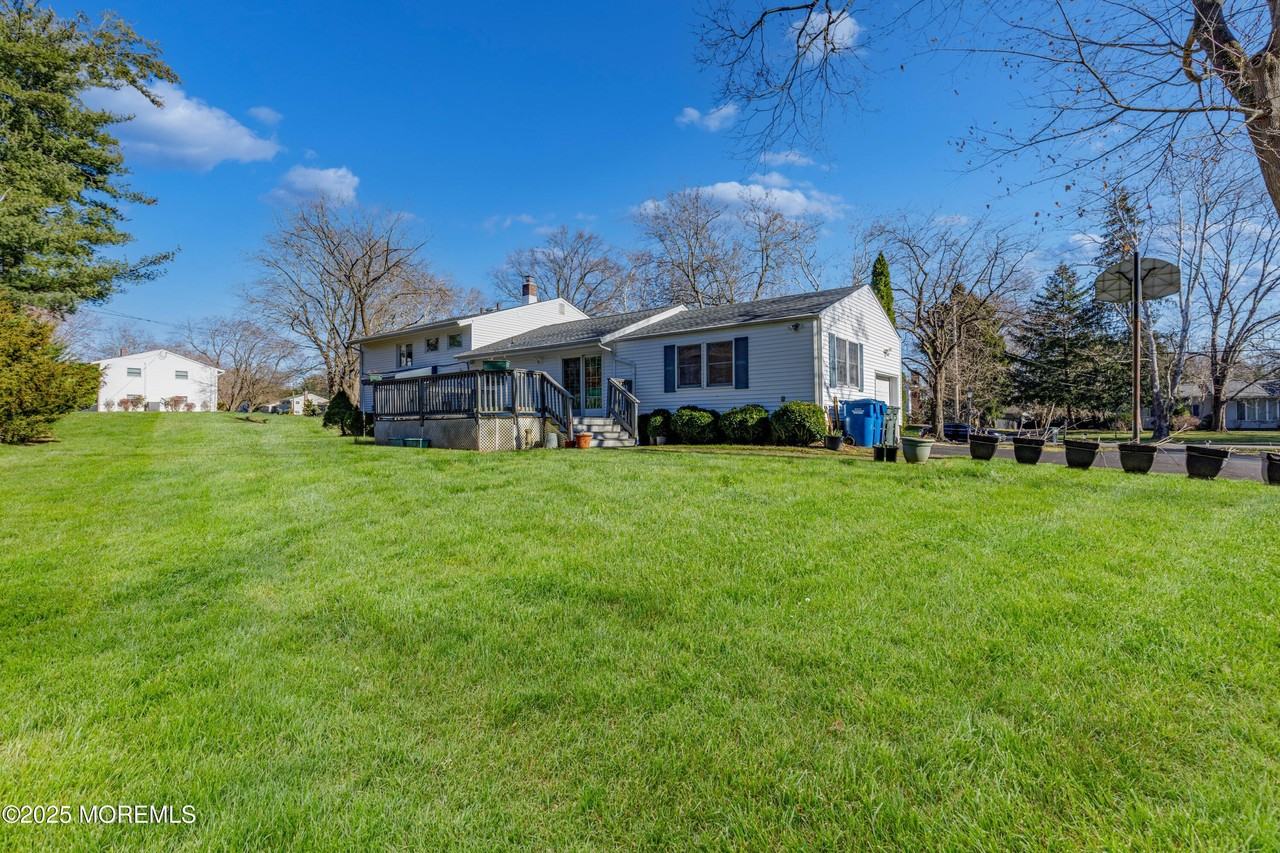 150 Cloverdale Cir - Photo 6 of 42