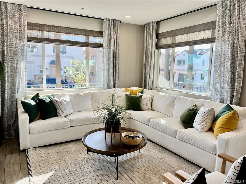 15279 Horizon St #4 - Photo 2 of 15