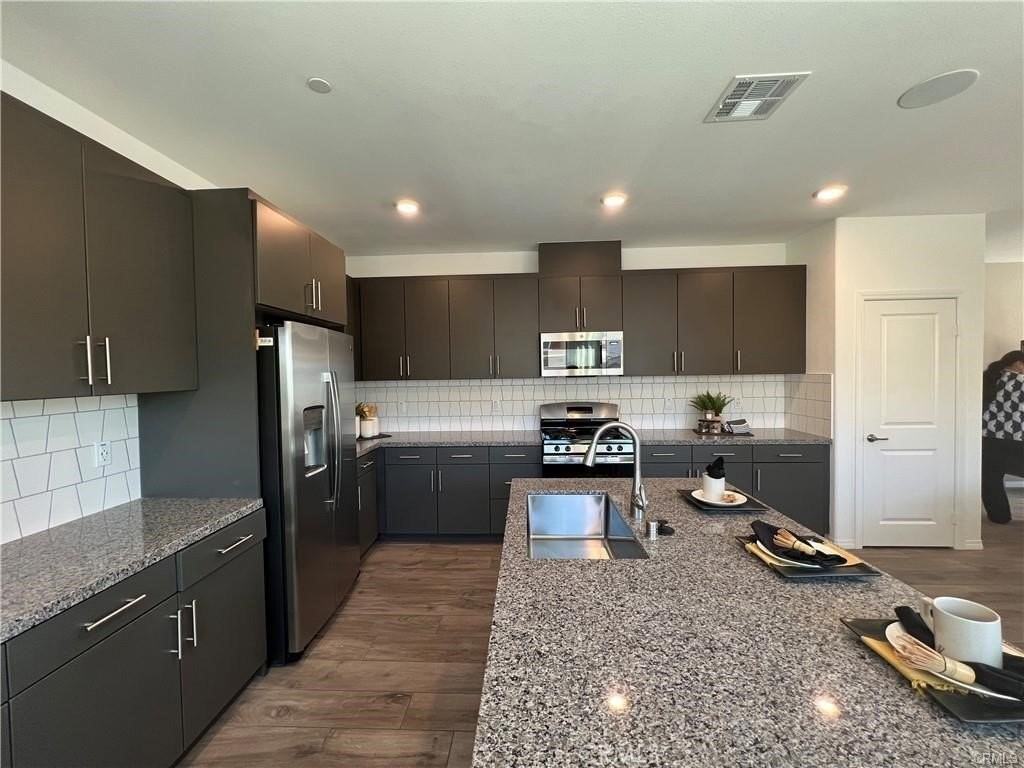 15279 Horizon St #4 - Photo 5 of 15