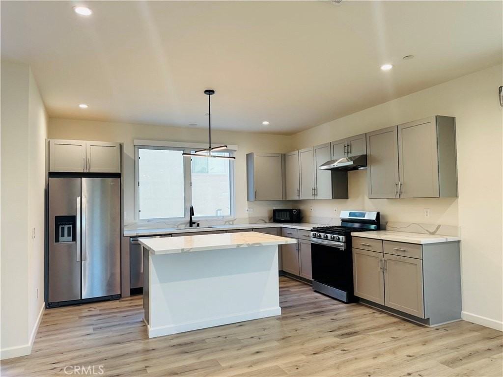 11815 W Holly Way - Photo 5 of 20