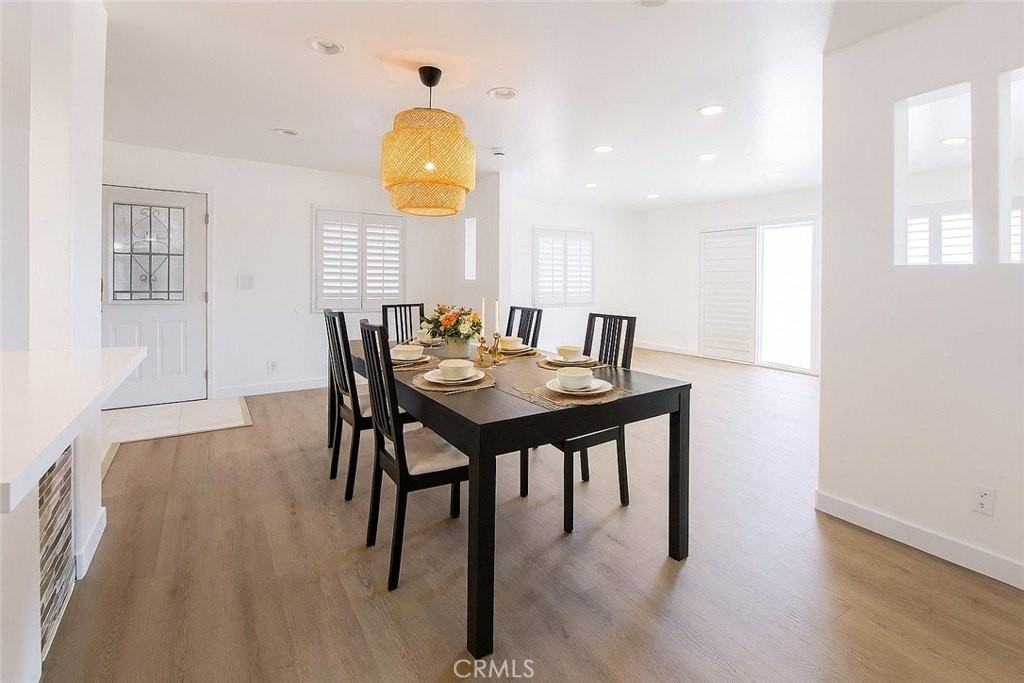 4215 Portola Ave - Photo 2 of 17