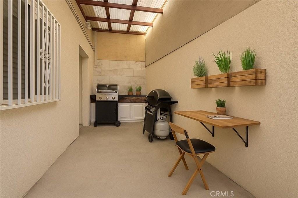 4215 Portola Ave - Photo 4 of 17