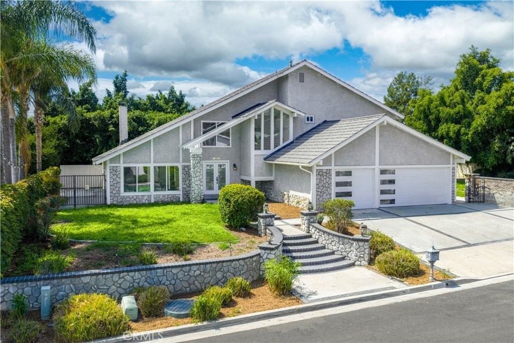 19402 Lemon Hill Dr - Photo 2 of 50