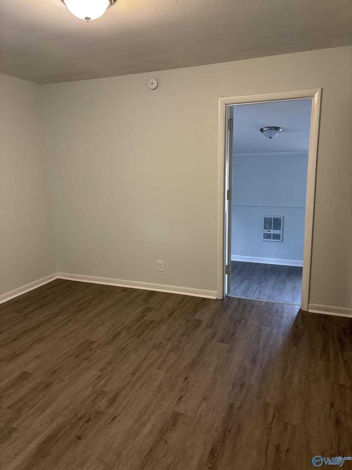 3052 Boswell Dr Nw - Photo 2 of 7