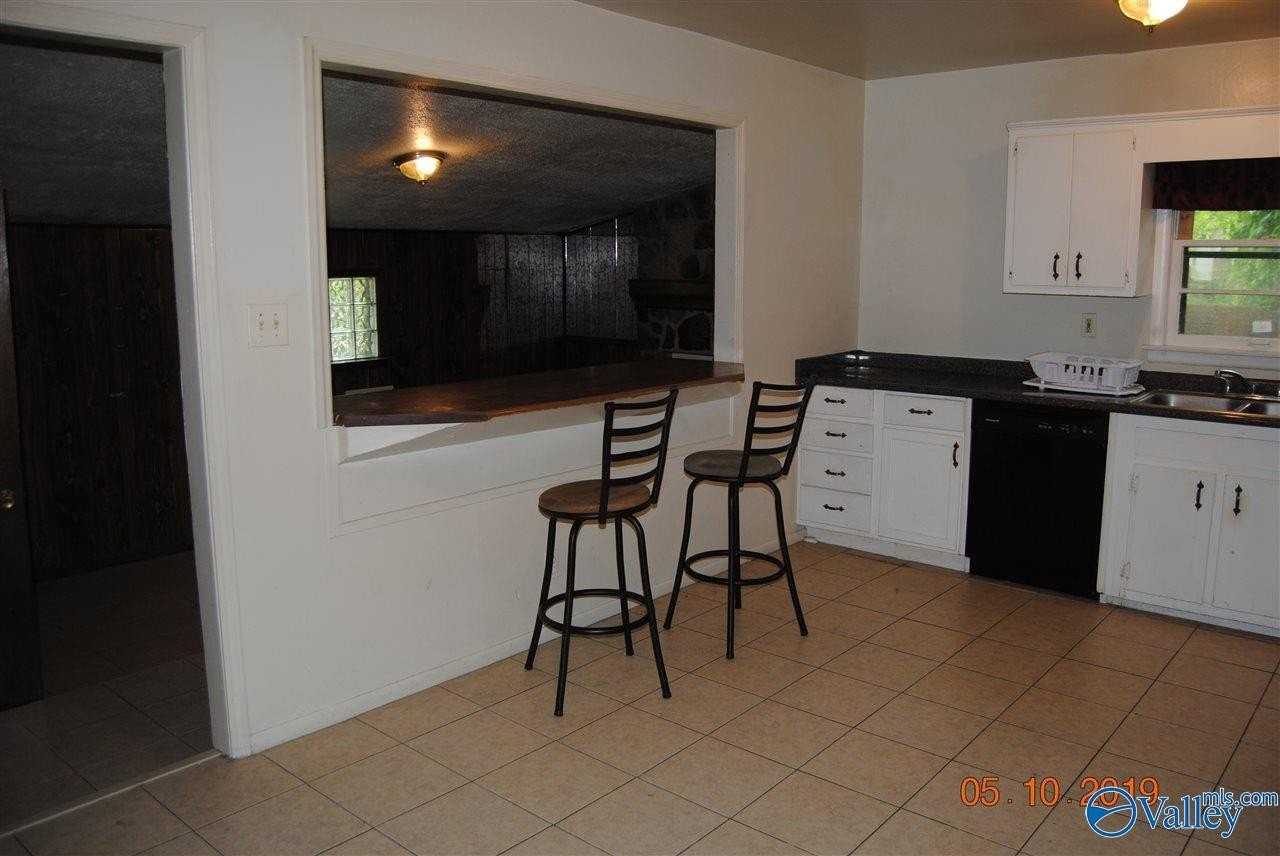 3052 Boswell Dr Nw - Photo 4 of 7