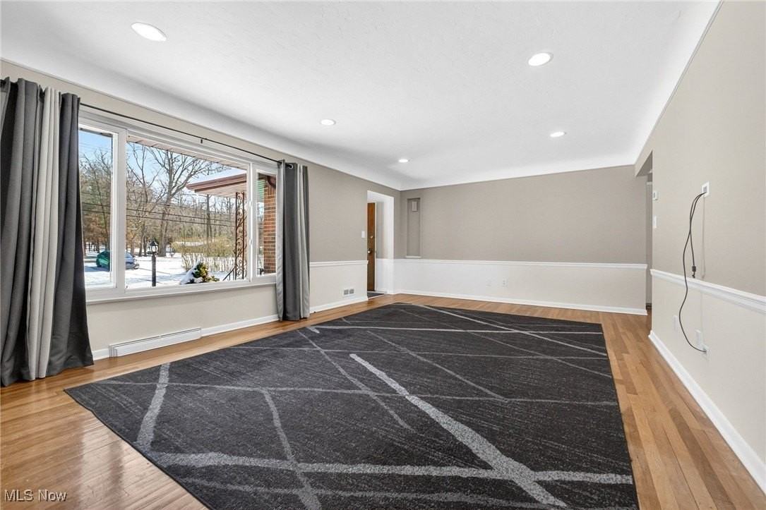 8310 Broadview Rd - Photo 4 of 50