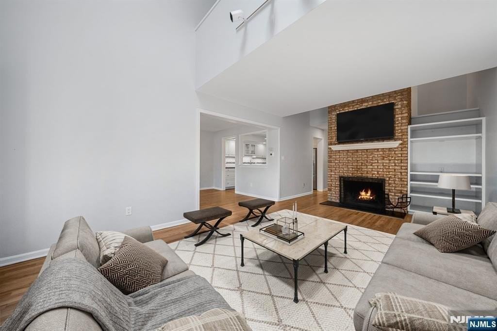 12 Sandburg Ct - Photo 5 of 33