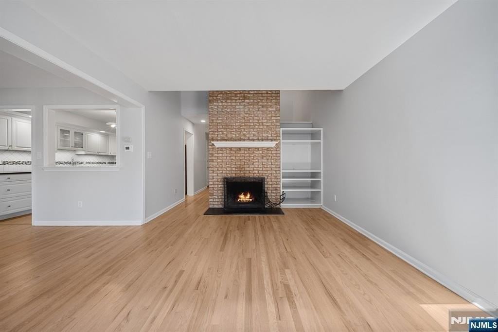 12 Sandburg Ct - Photo 7 of 33