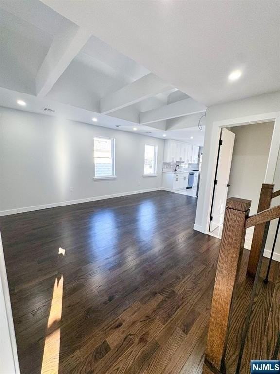 17 Warren St - Photo 7 of 28