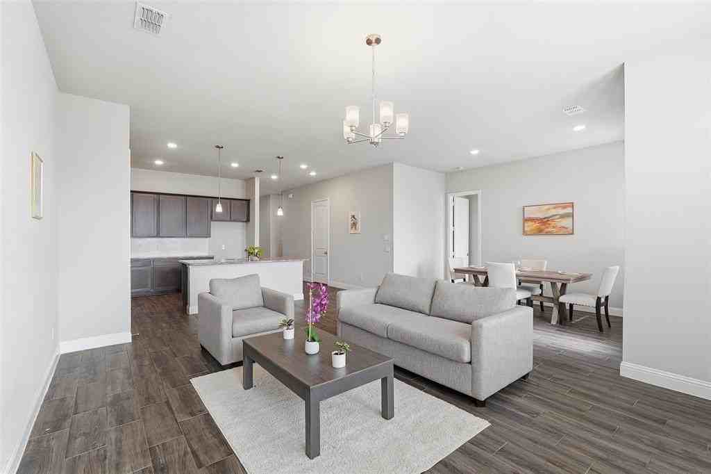 1124 El Sol Blvd - Photo 6 of 28