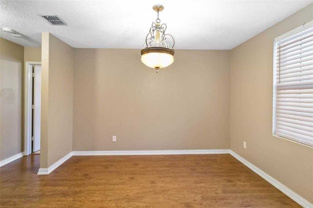 2604 Bandera Place - Photo 7 of 33