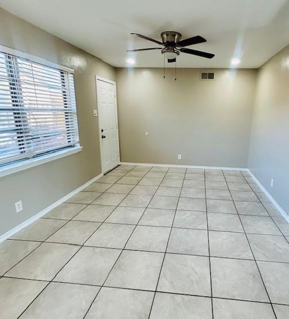 527 Aspen St - Photo 6 of 18