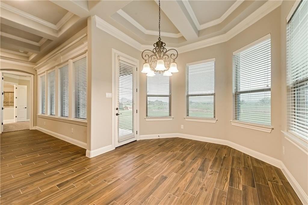 1205 Prestwick Ct - Photo 6 of 31