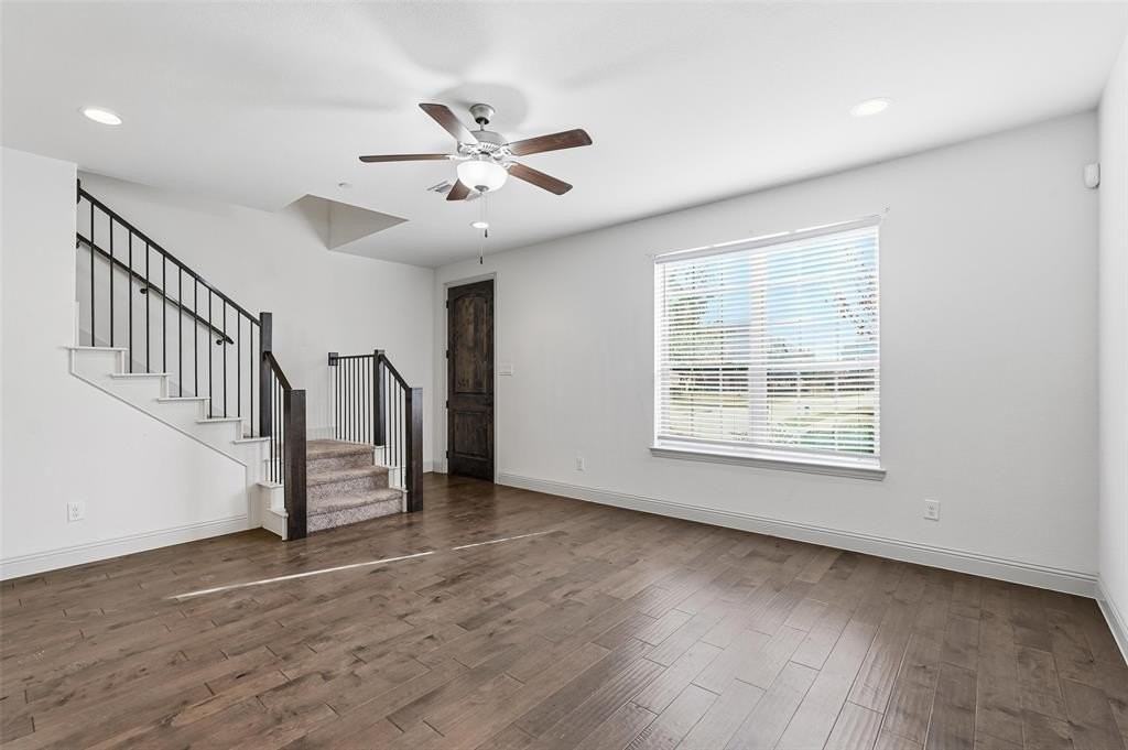 2404 Jameson Lane - Photo 3 of 20