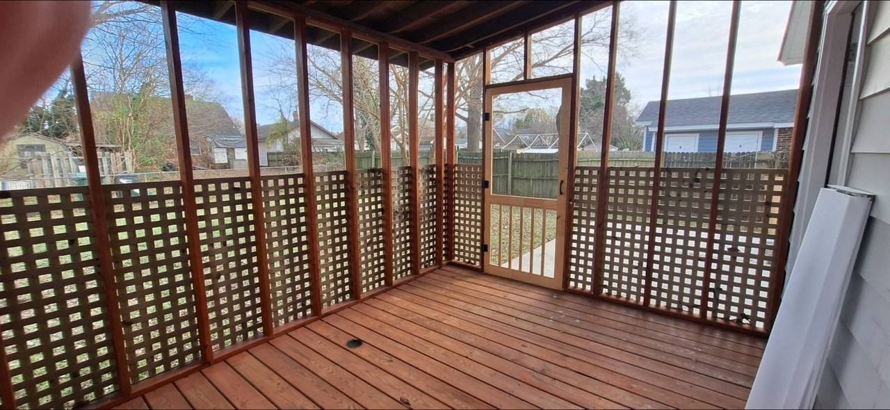 711 Lafayette Ave - Photo 6 of 26