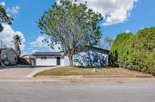 featured image of 1607 Butternut Lane