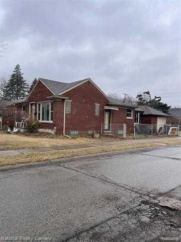 2000 Byrd St - Photo 2 of 14