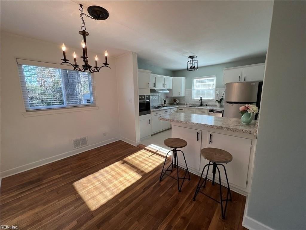 1300 Pineview Ave - Photo 3 of 28