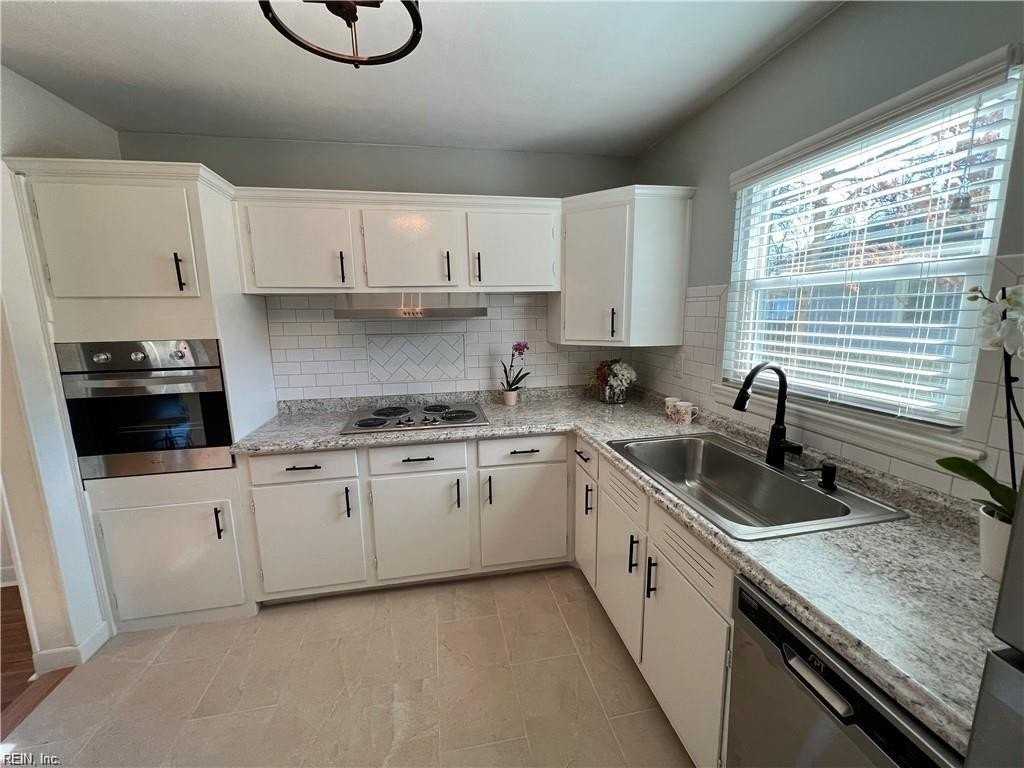 1300 Pineview Ave - Photo 6 of 28