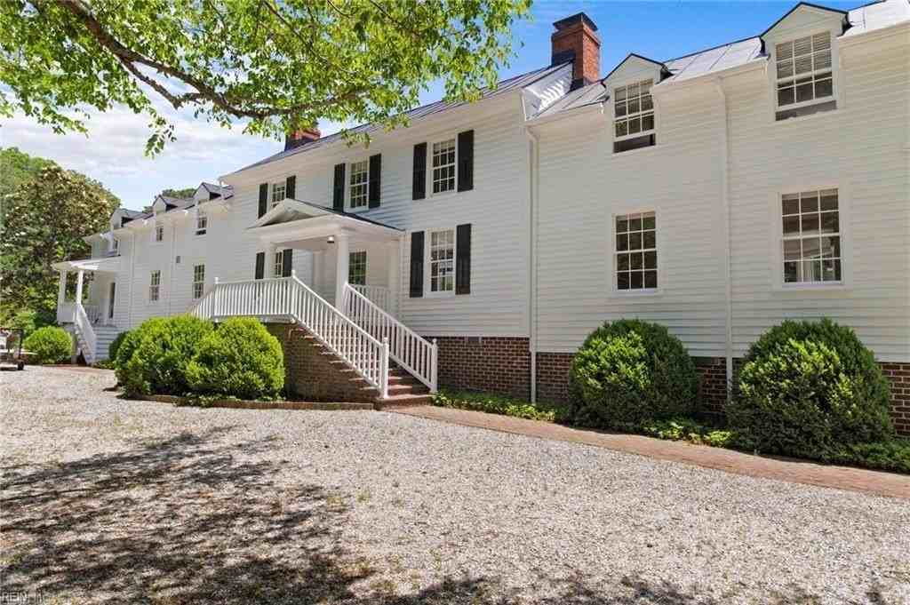 5523 White Hall Rd - Photo 2 of 49